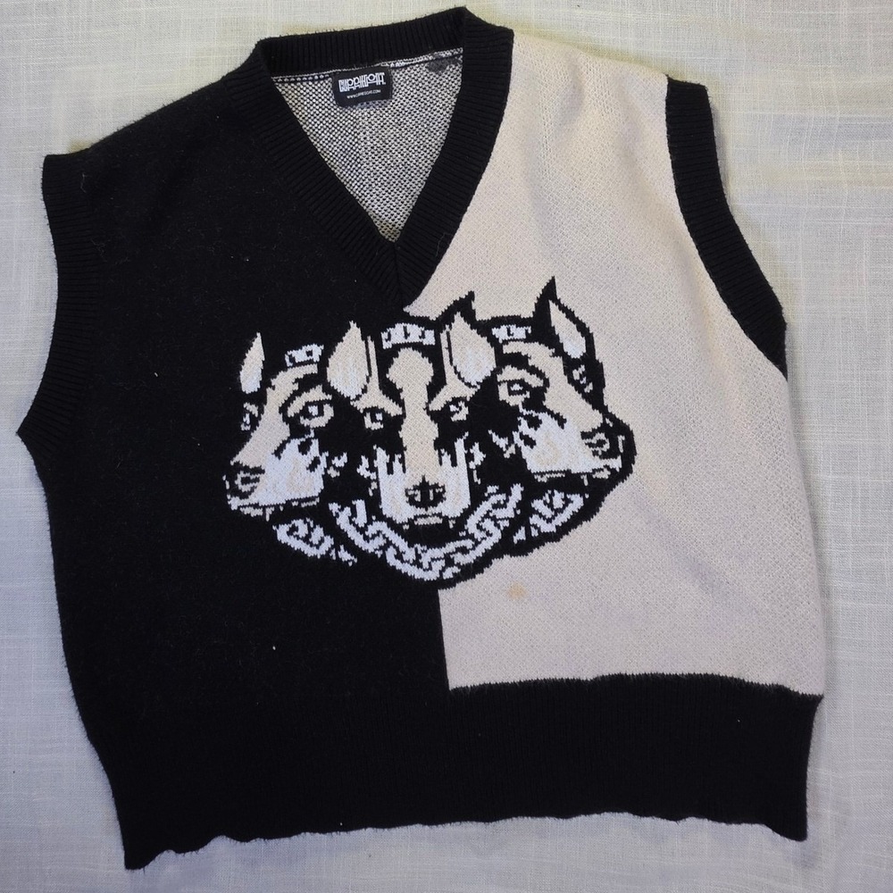 Currie Goat Mens Three Headed Wolf Knit Sweater Vest Black Cream M/L